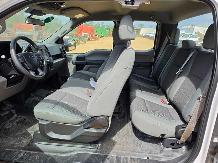 2019-ford-f150-xl-image-10