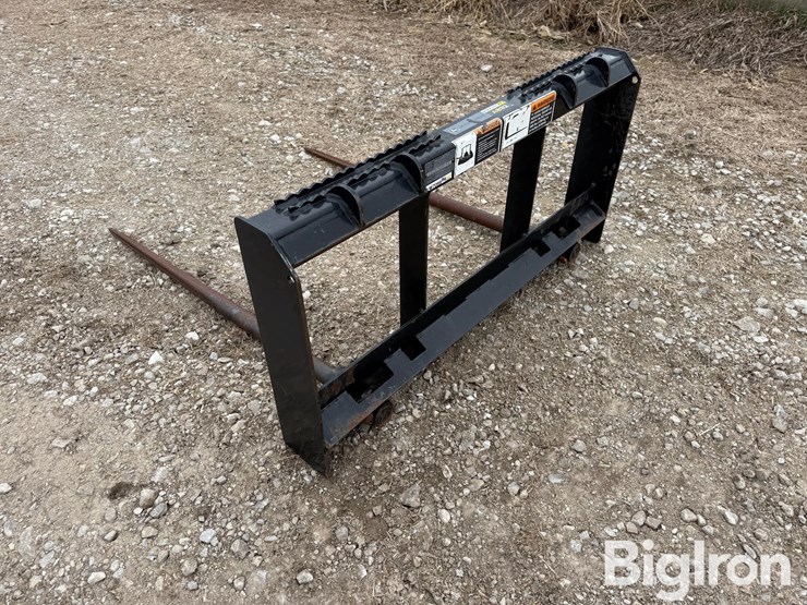 john-deere-worksite-pro-ab32-skidsteer-bale-spear-image-7