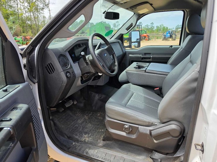 2015-ford-f350-image-11