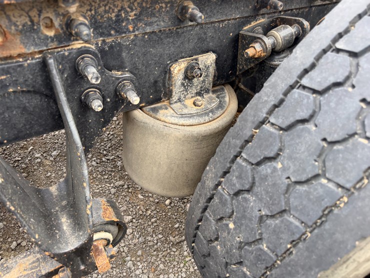 2002-international-9200i-image-21