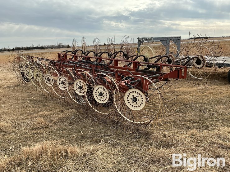 hesston-3991-image-7