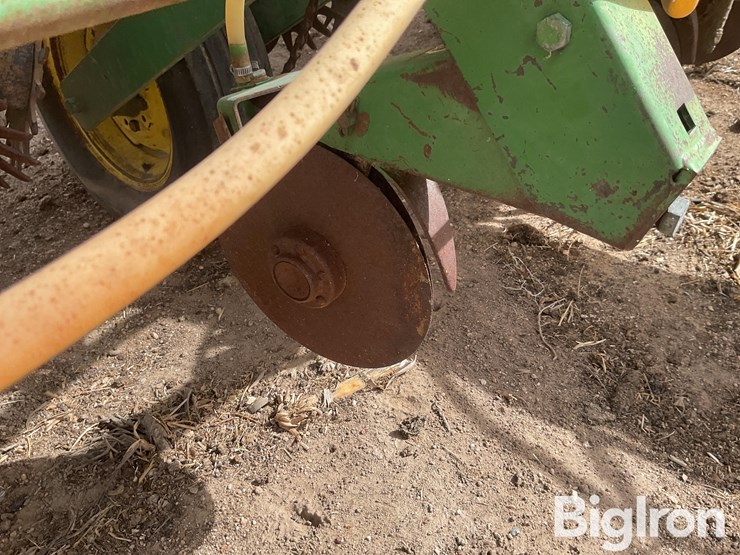 john-deere-7000-image-16