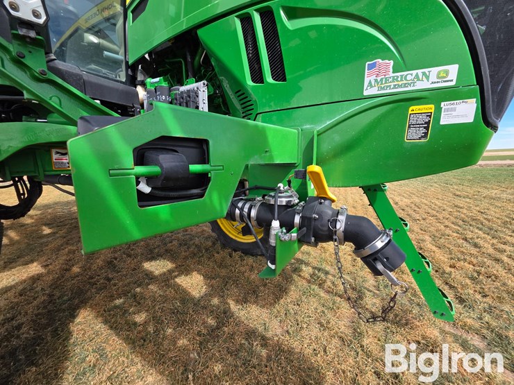 2022-john-deere-410r-image-16