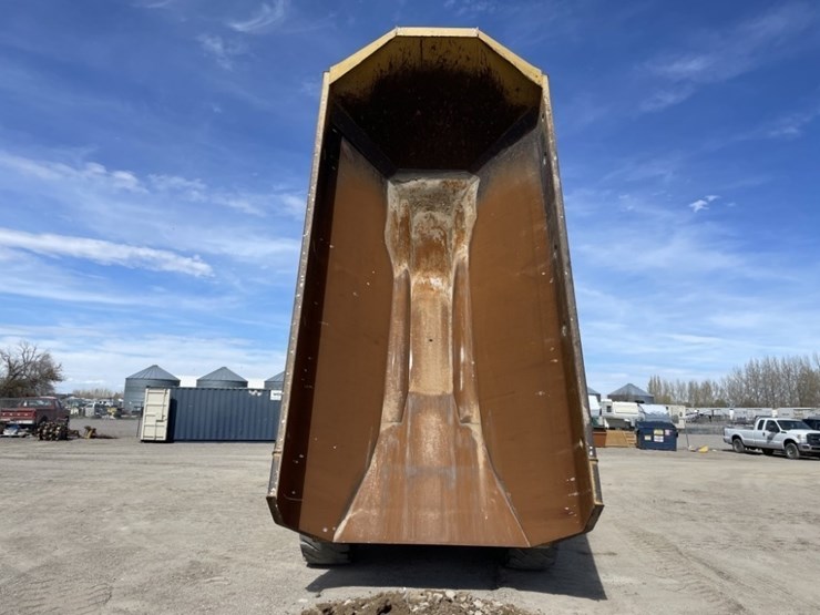 caterpillar-730-image-32