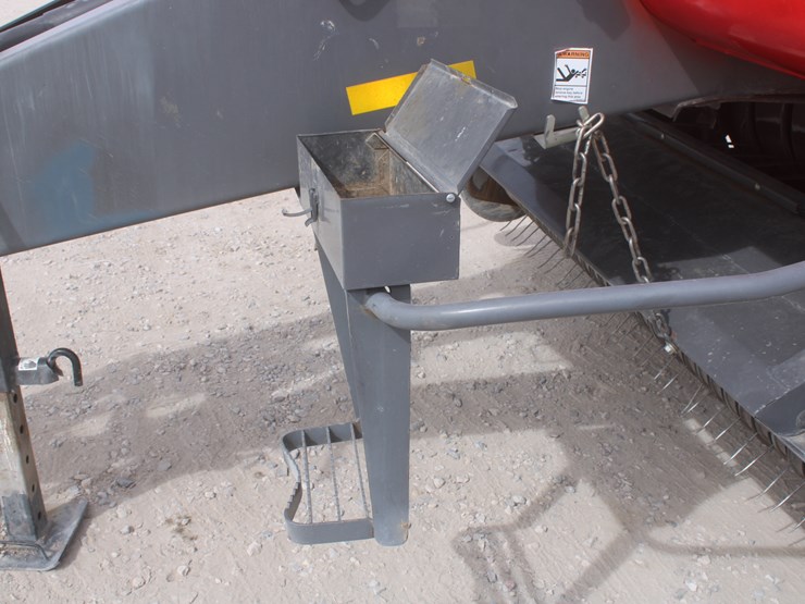 2010-agco-2170-image-18