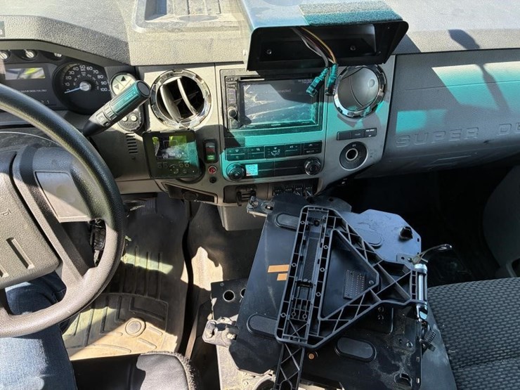 2016-ford-f550-sd-image-13