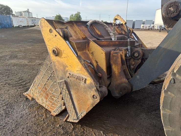 2005-deere-624j-image-9