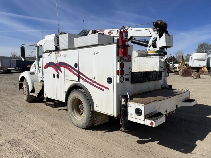 2007-kenworth-t300-image-3