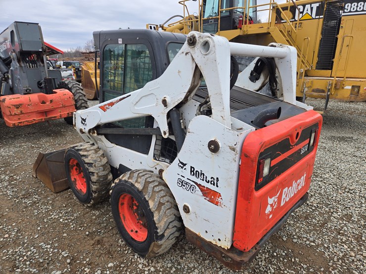 2017-bobcat-s570-image-34