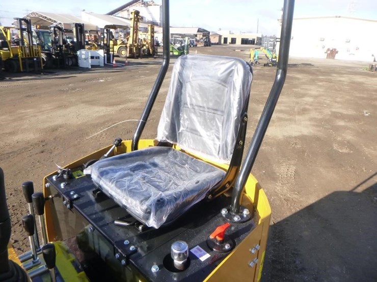 2025-agt-h12r-hydraulic-excavator-image-19