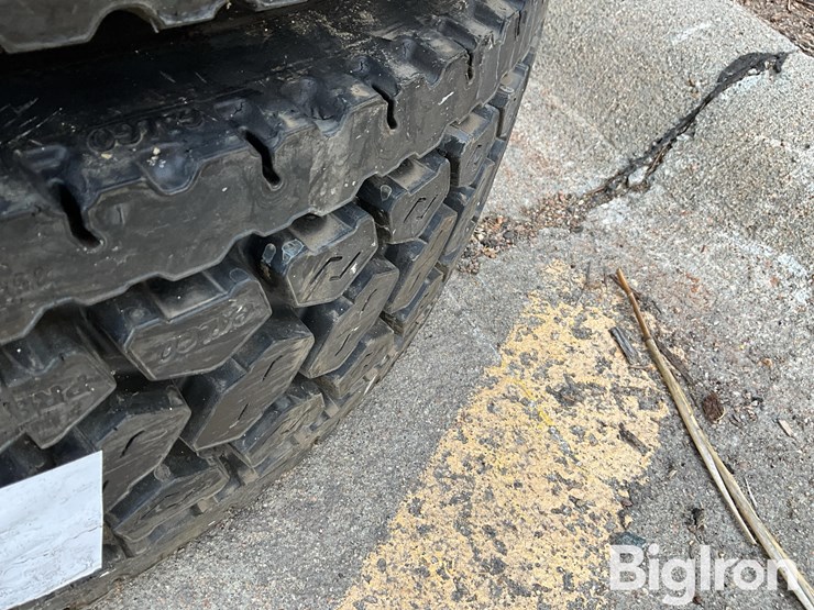 recapped-295/75r22.5-tires-image-13