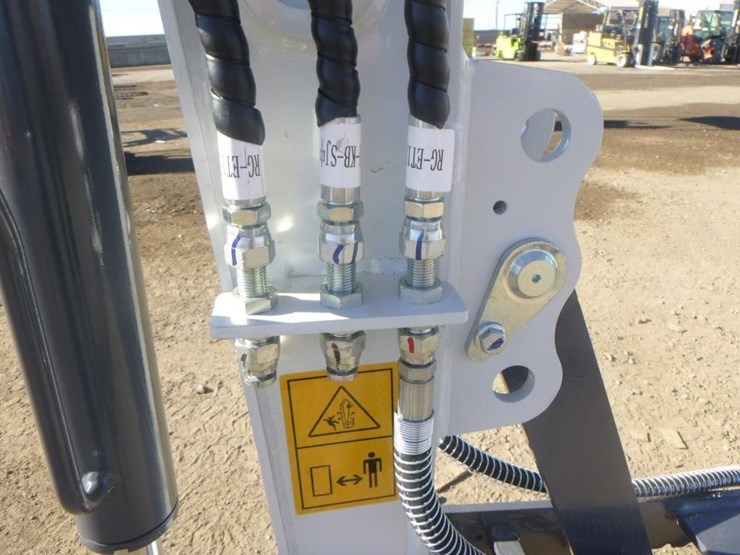 bttl-et15h-6-hydraulic-excavator-image-14