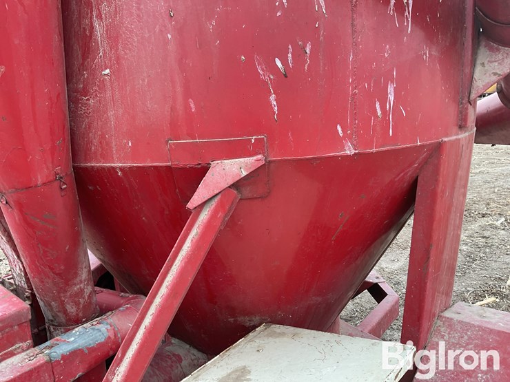 international-850-image-19