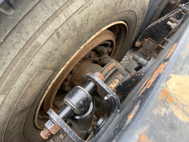 2002-international-9200i-image-16