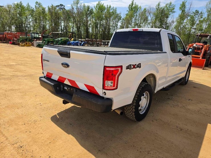 2018-ford-f150-xl-image-3