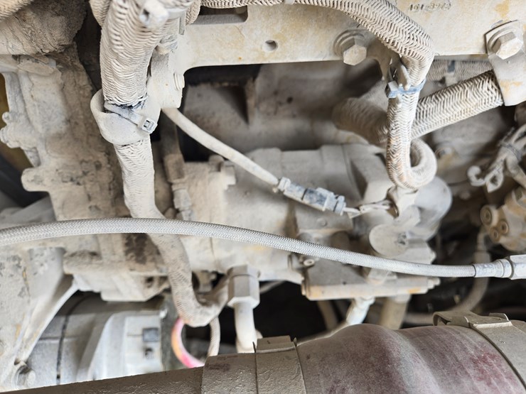 2001-caterpillar-988g-image-62