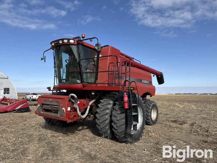 2011-case-ih-6088-image-1