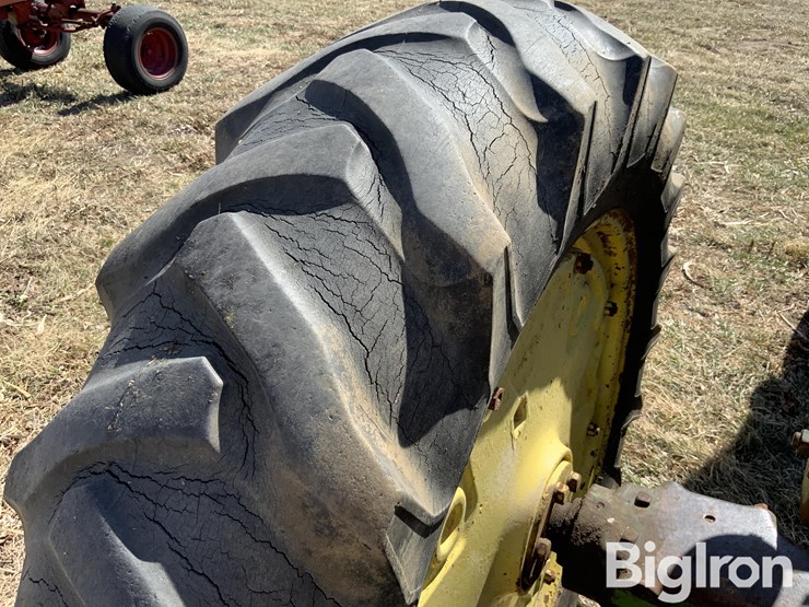 1954-john-deere-60-image-16