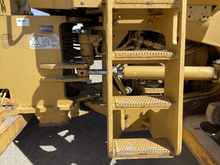 2006-caterpillar-815f-image-20