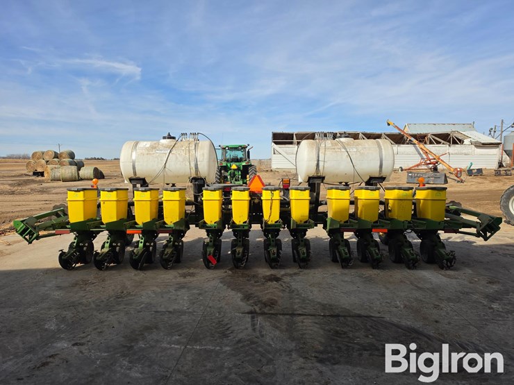 john-deere-1730-image-6