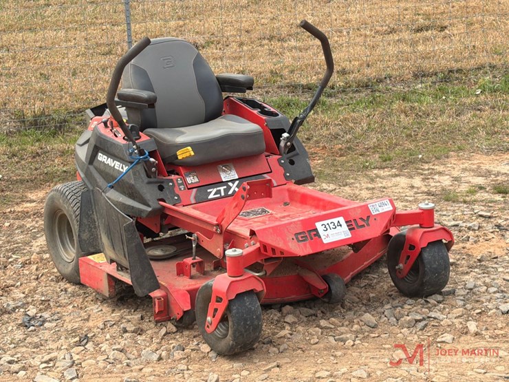 gravely-gtx-52-zero-turn-mower-image-1
