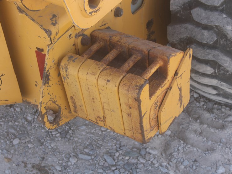 john-deere-325-image-28