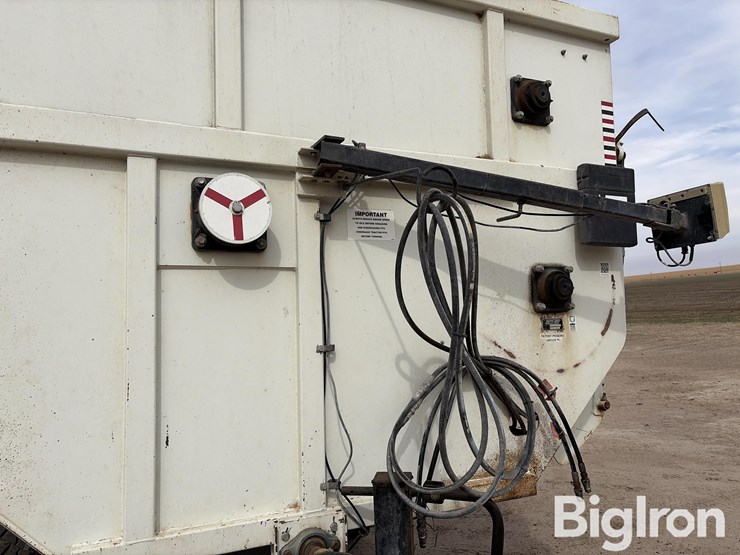 roto-mix-540-14xd-feed-wagon-image-10