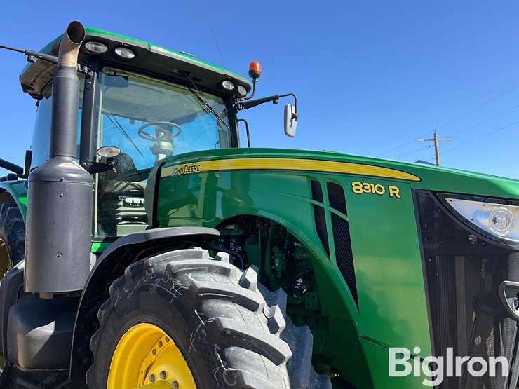 2013-john-deere-8310r-image-10