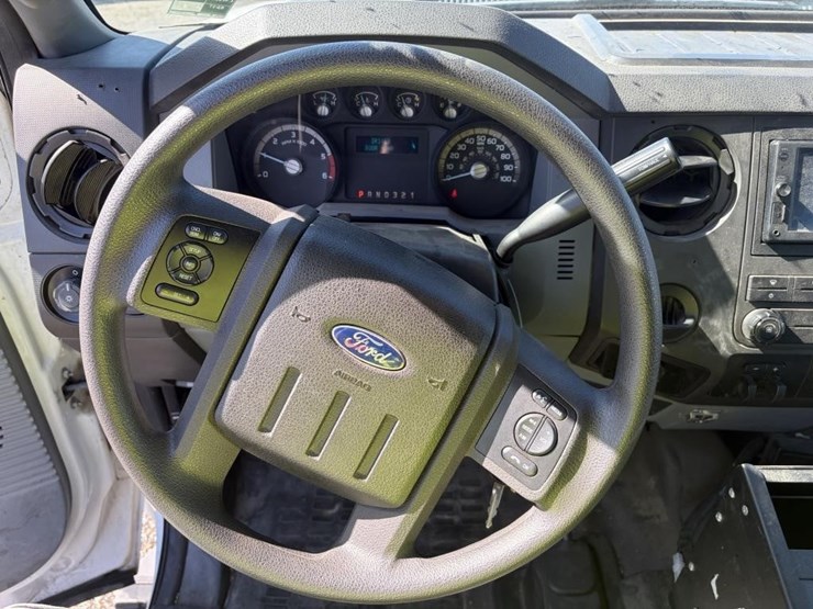 2016-ford-f550-image-13