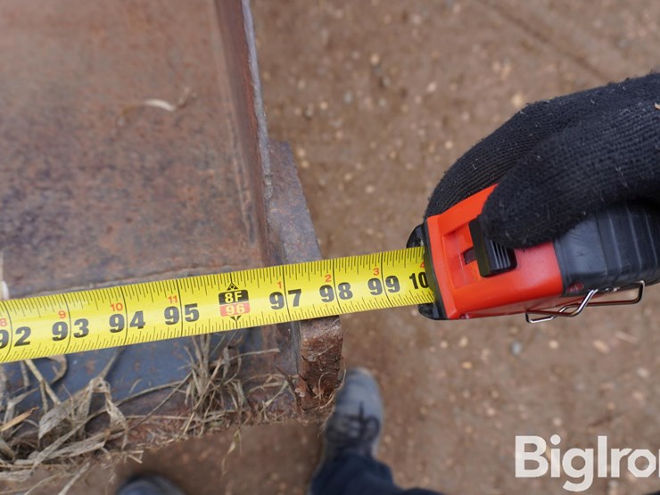 1976-international-1086-image-16