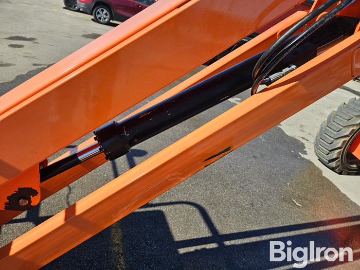 2009-jlg-600aj-image-9