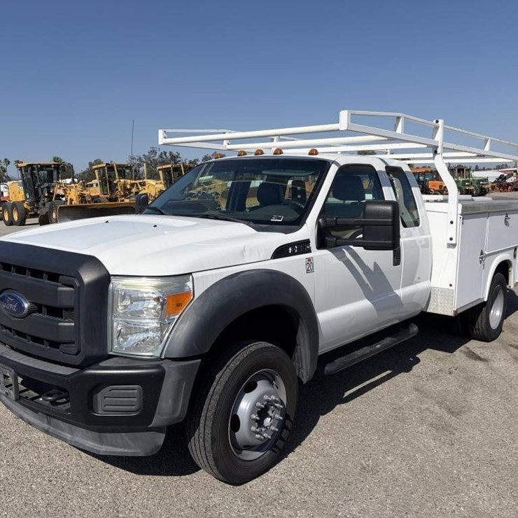 2015 FORD F550 SD