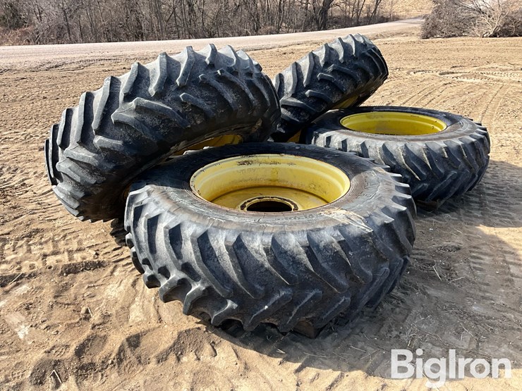 john-deere-4830-image-7