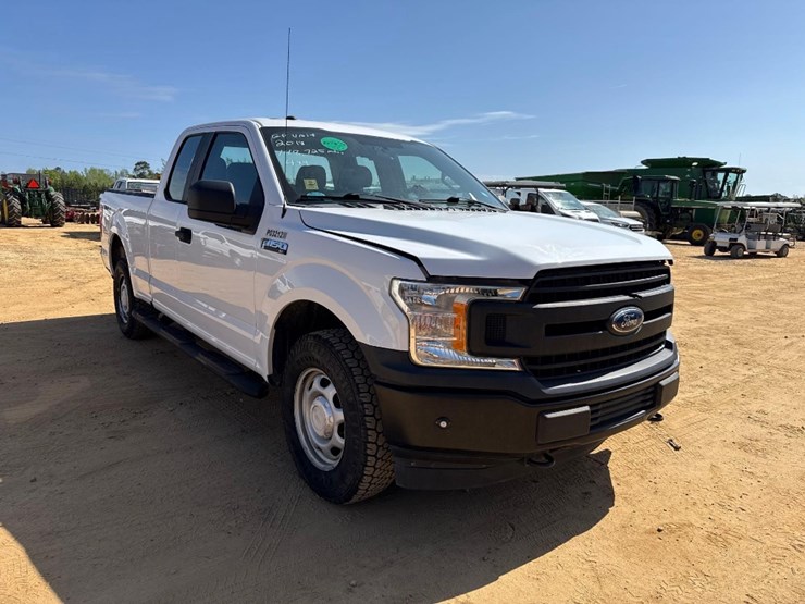 2018-ford-f150-xl-image-1