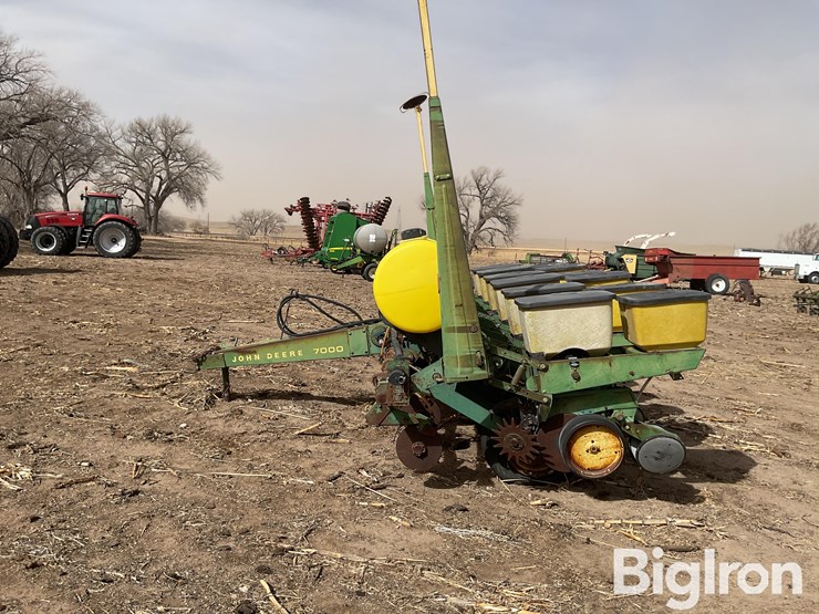 john-deere-7000-image-8