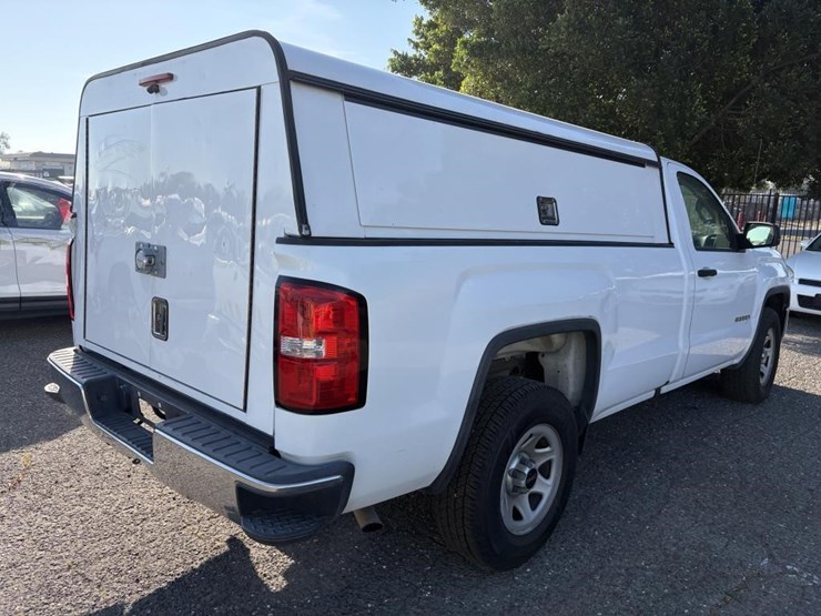 2017-gmc-sierra-1500-image-3