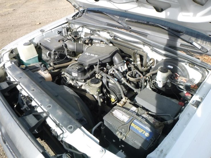 2013-toyota-tacoma-image-23