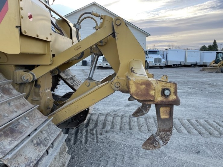 caterpillar-d6t-lgp-image-14