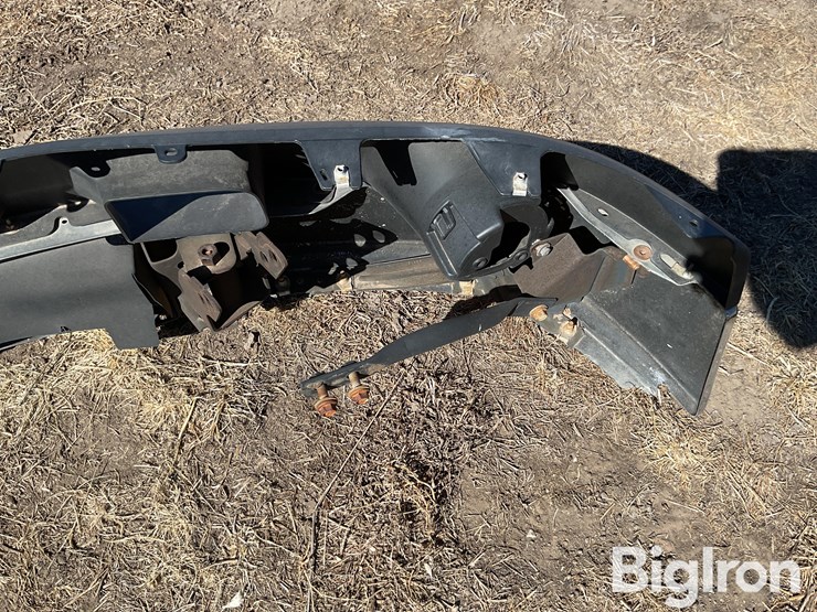 2013-gmc-3500-image-12