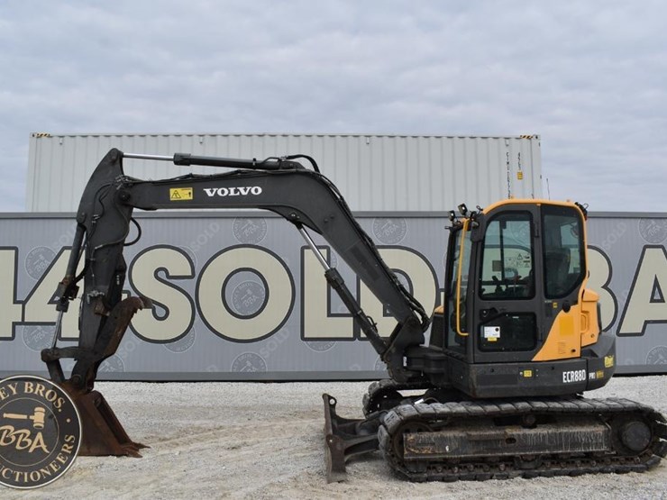 2019-volvo-ecr88d-image-4