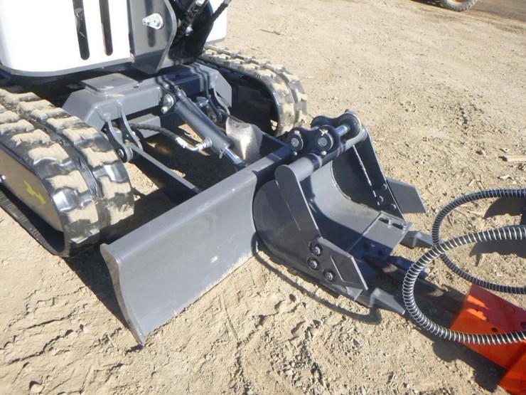 bttl-et12m-6-hydraulic-excavator-image-16