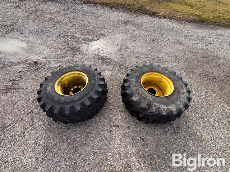 john-deere-8-image-1