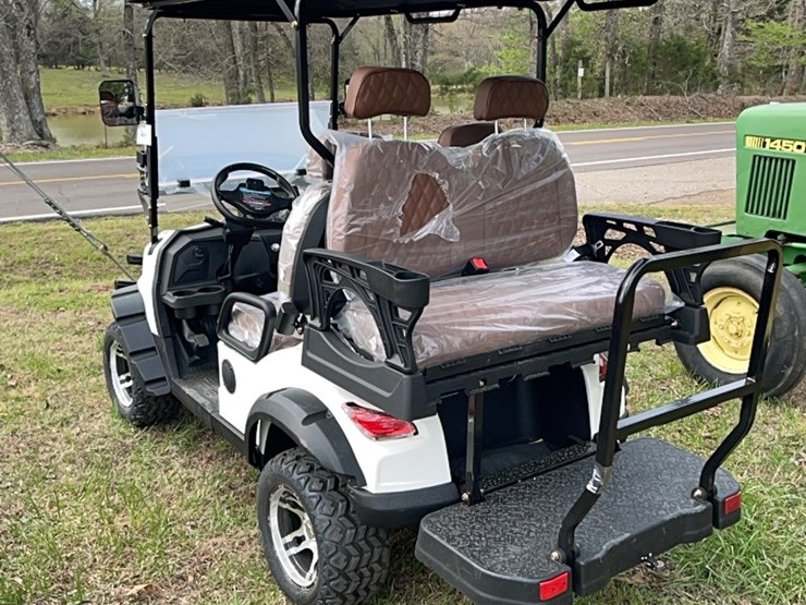 brandnew-4-seat-electric-golf-cart-image-9