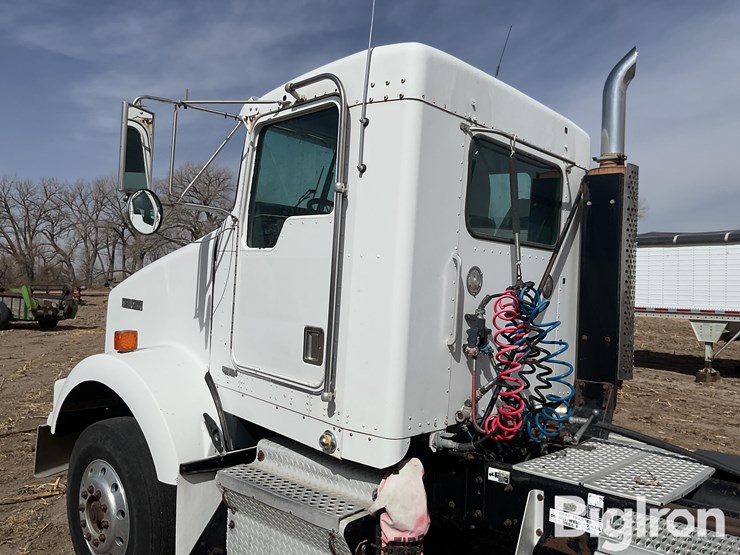 1998-kenworth-t800-image-15