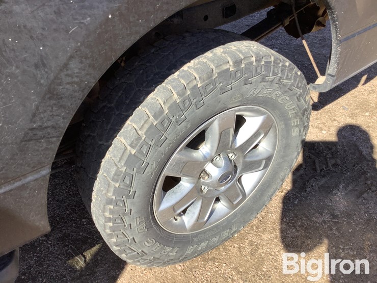 2014-ford-f150-xlt-image-19