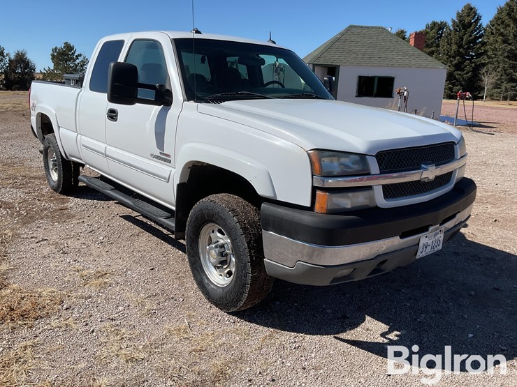 2003-chevrolet-silverado-2500-image-3