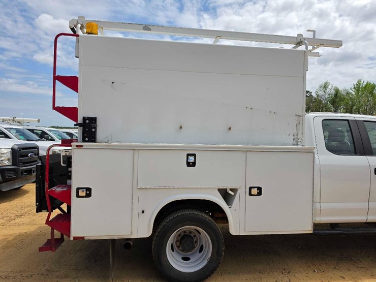 2019-ford-f550-image-7