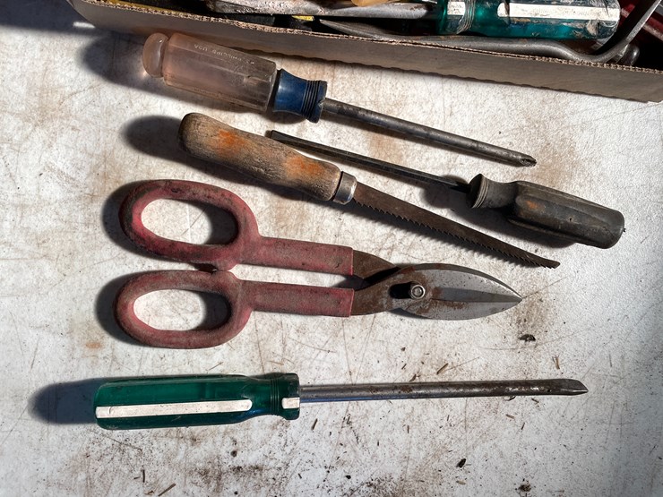 #2526-•-various-screwdrivers-image-5