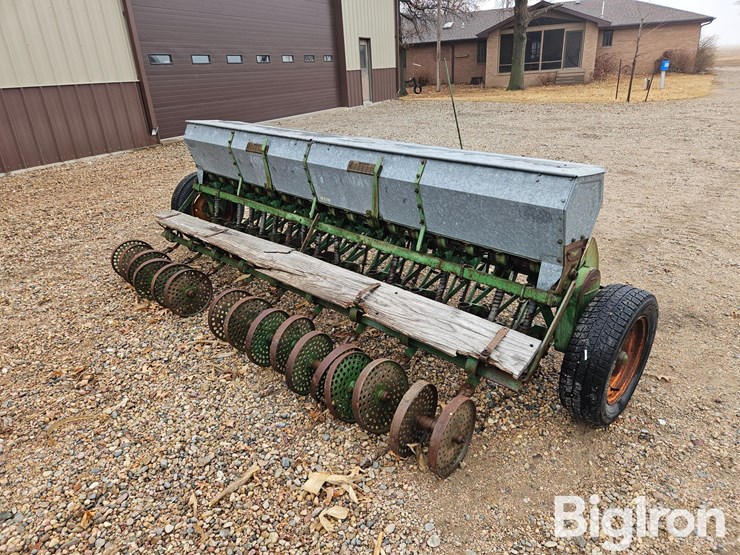 john-deere-b-image-5