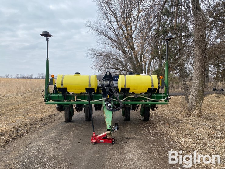 john-deere-1750-image-2